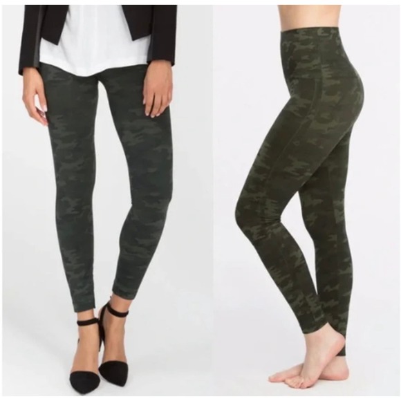 SPANX Pants - Spanx Look at Me Now Green Camo Leggings Sz Medium